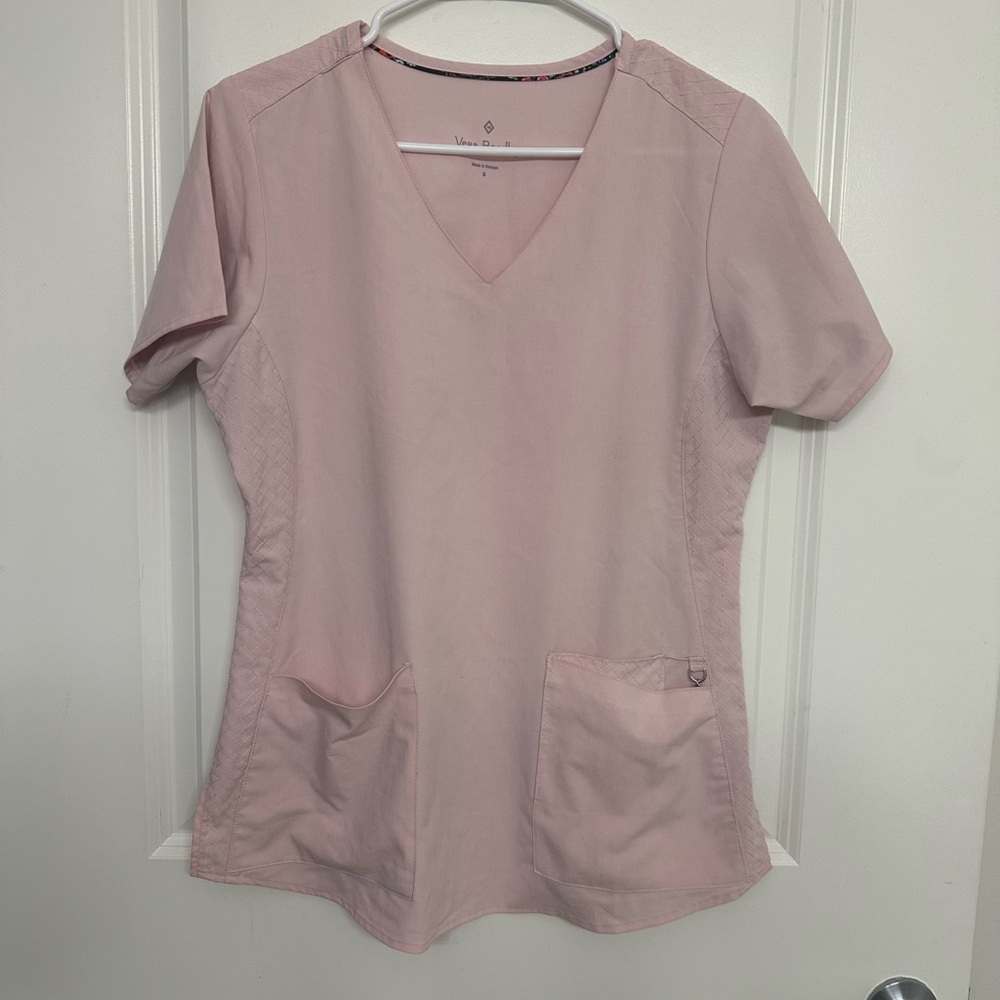 Vera Bradley Scrub Top Pink V-Neck Utility Pockets Size S